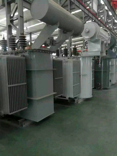 德宏S13-2000KVA/35KV/10KV/0.4KV油浸式变压器